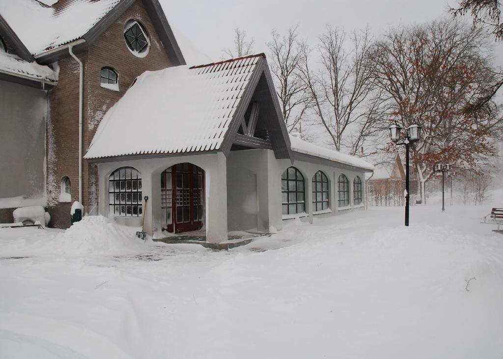 Hotell De Tolly Tõrve Exterior foto